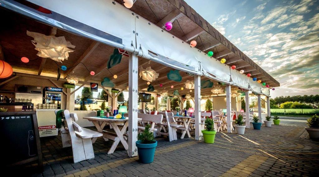 Tamada Aparthotel Ozorków Kültér fotó